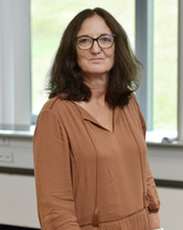  Gisela Schmitt